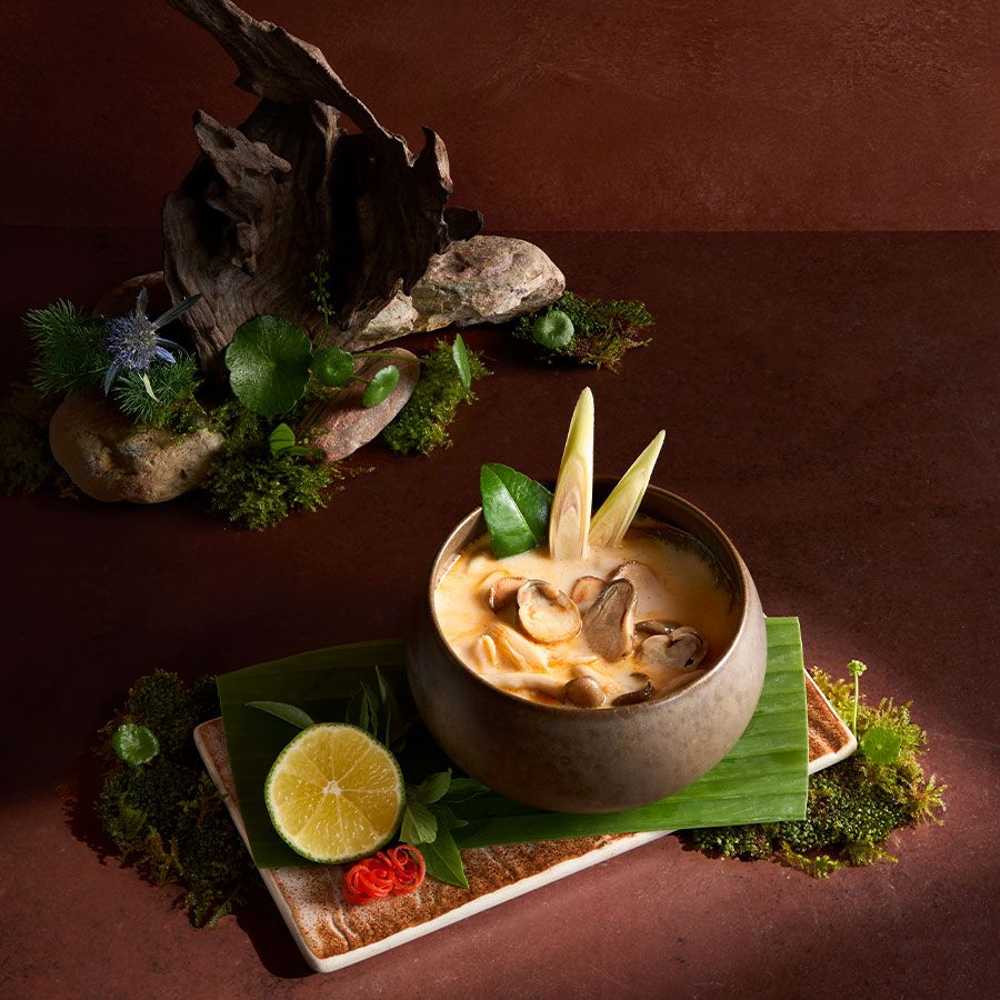Canh nấm nước dừa