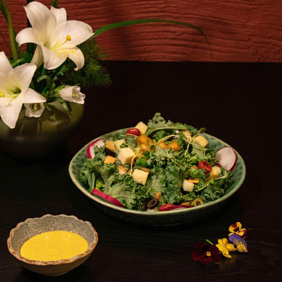 salad cải kale sốt xoài